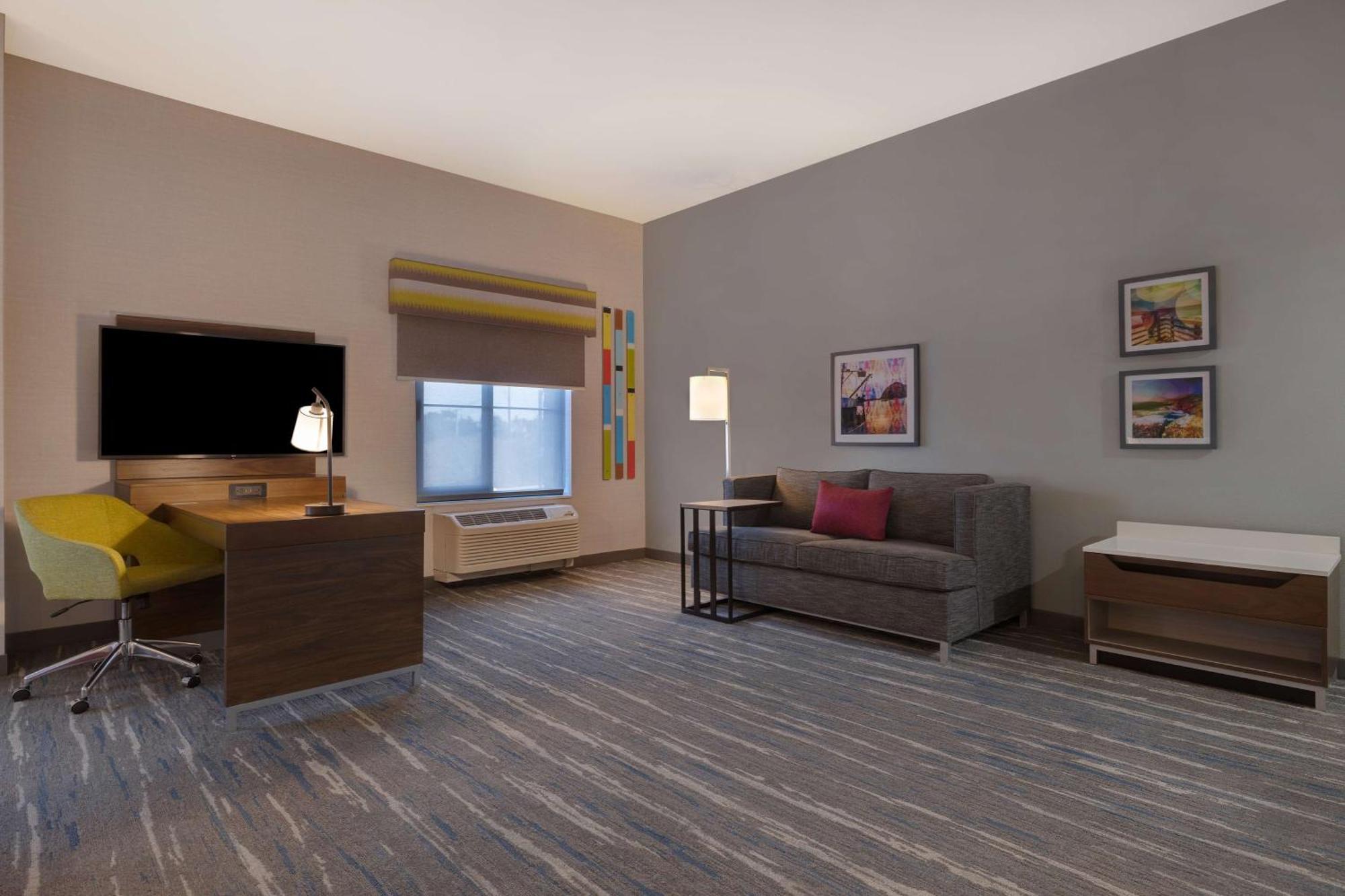 Hampton Inn & Suites Marina Exteriör bild